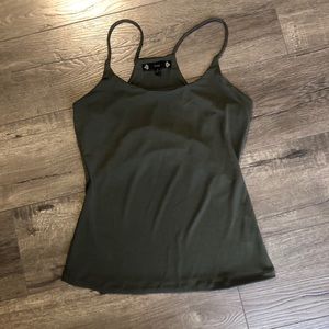 Army green tank